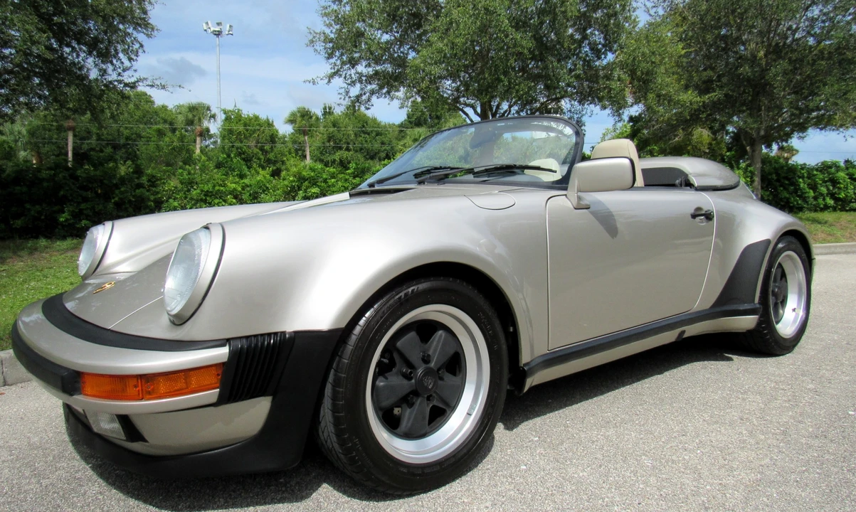 1989 Porsche 911 Carrera 3.2 - Image 5 of 31