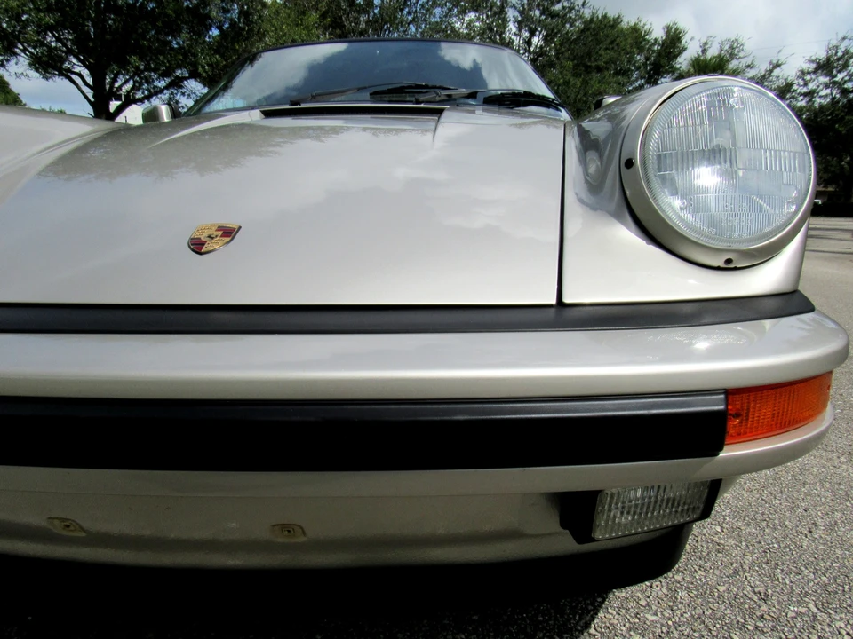 1989 Porsche 911 Carrera 3.2 - Image 24 of 31