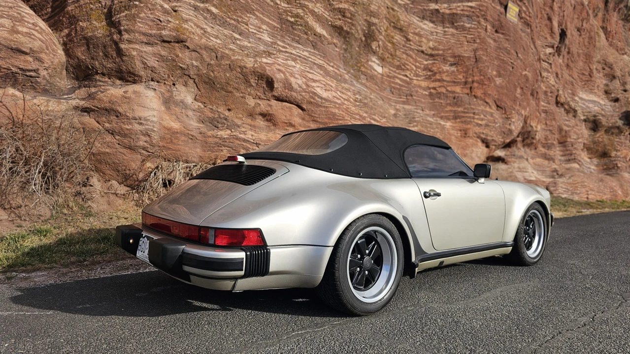 1989 Porsche 911 Carrera 3.2 - Image 10 of 31