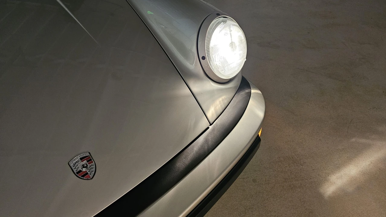 1989 Porsche 911 Carrera 3.2 - Image 24 of 31