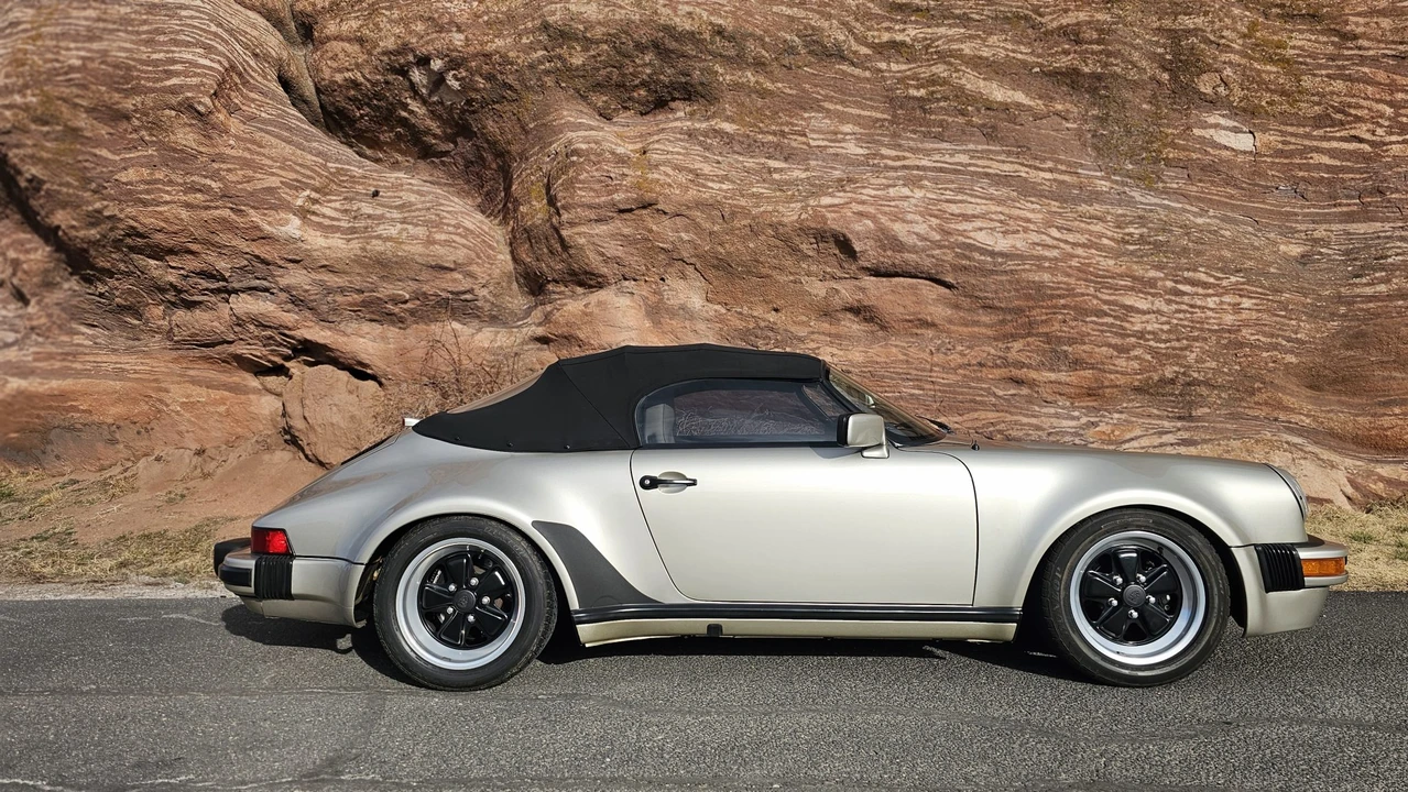 1989 Porsche 911 Carrera 3.2 - Image 9 of 31