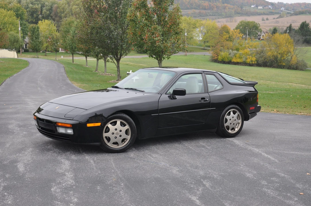 1989 Porsche 944 Turbo - Image 19 of 31