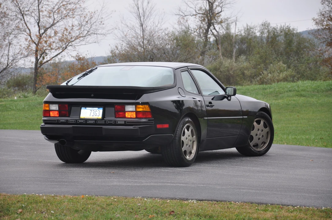 1989 Porsche 944 Turbo - Image 29 of 31