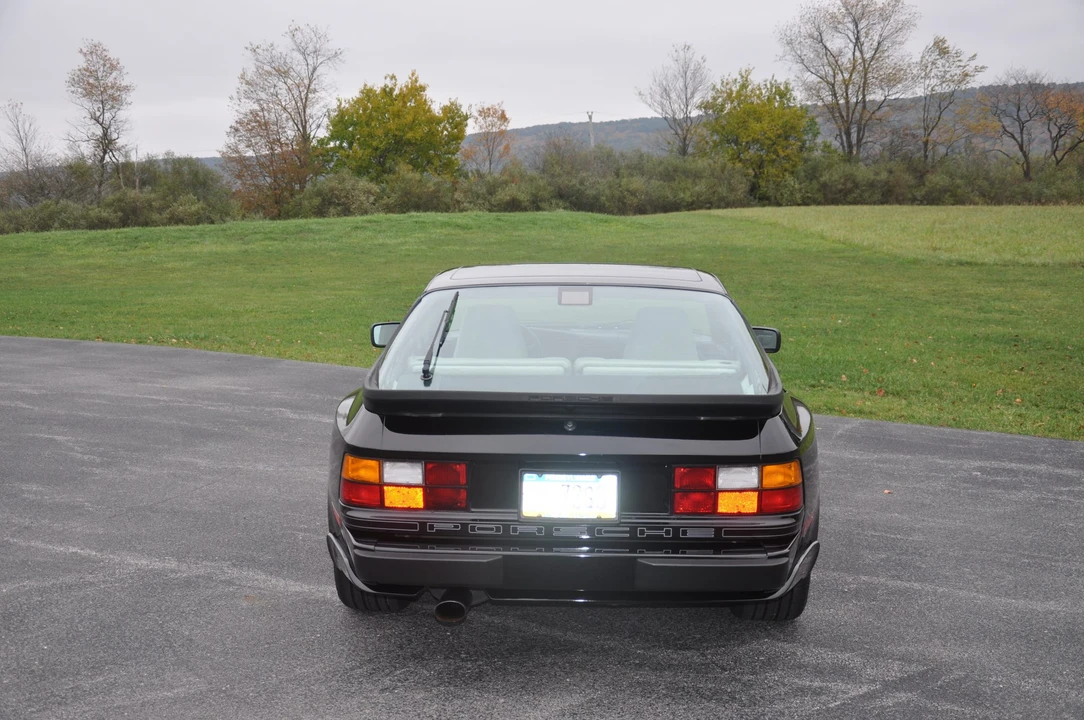 1989 Porsche 944 Turbo - Image 27 of 31