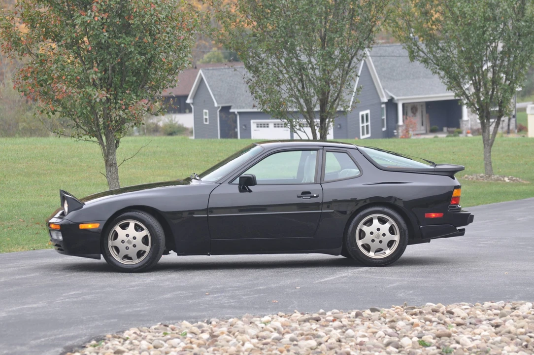 1989 Porsche 944 Turbo - Image 21 of 31