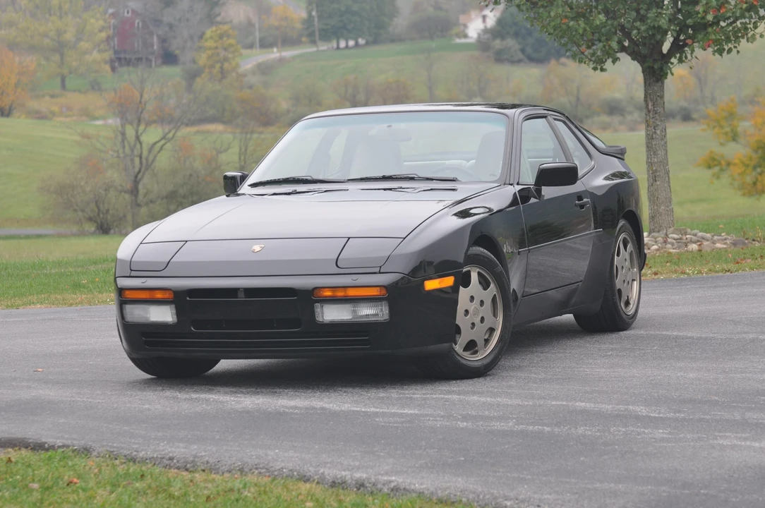 1989 Porsche 944 Turbo - Image 10 of 31
