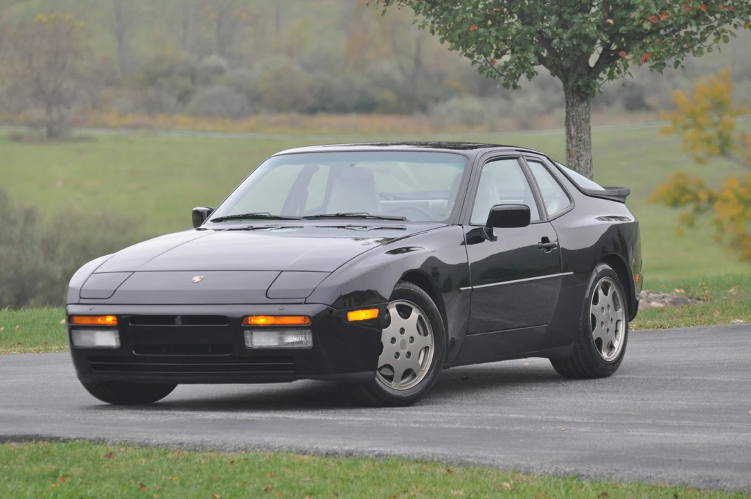 1989 Porsche 944 Turbo - Image 15 of 31