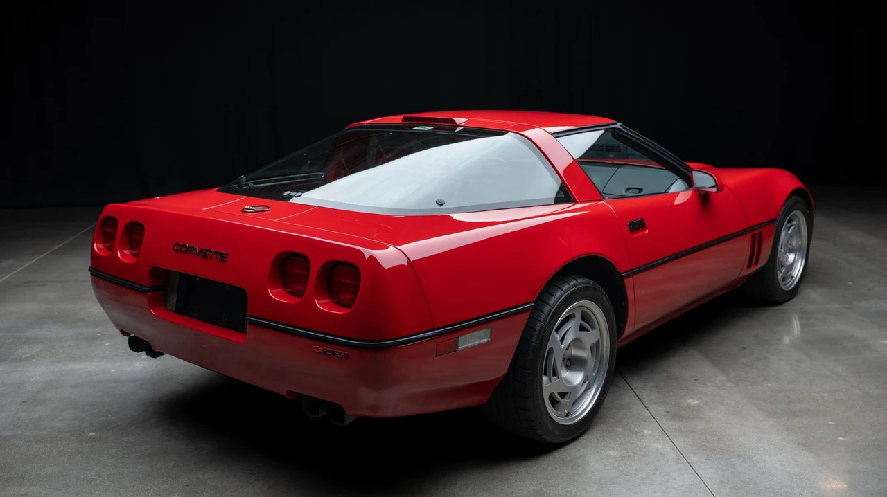 1990 Chevrolet Corvette C4 ZR1 - Image 12 of 31
