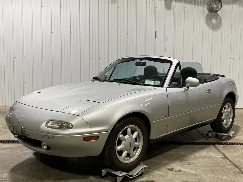 1990 Mazda NA MX-5 Miata - Image 2 of 31