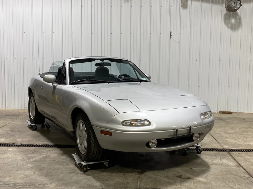 1990 Mazda NA MX-5 Miata - Image 5 of 31