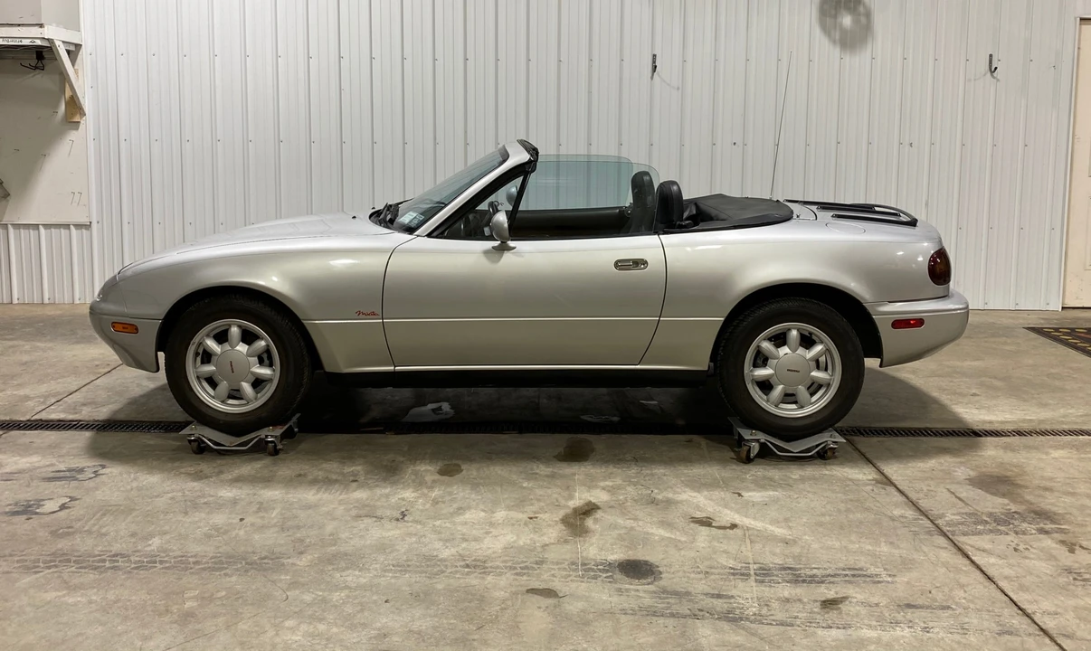 1990 Mazda NA MX-5 Miata - Image 20 of 31