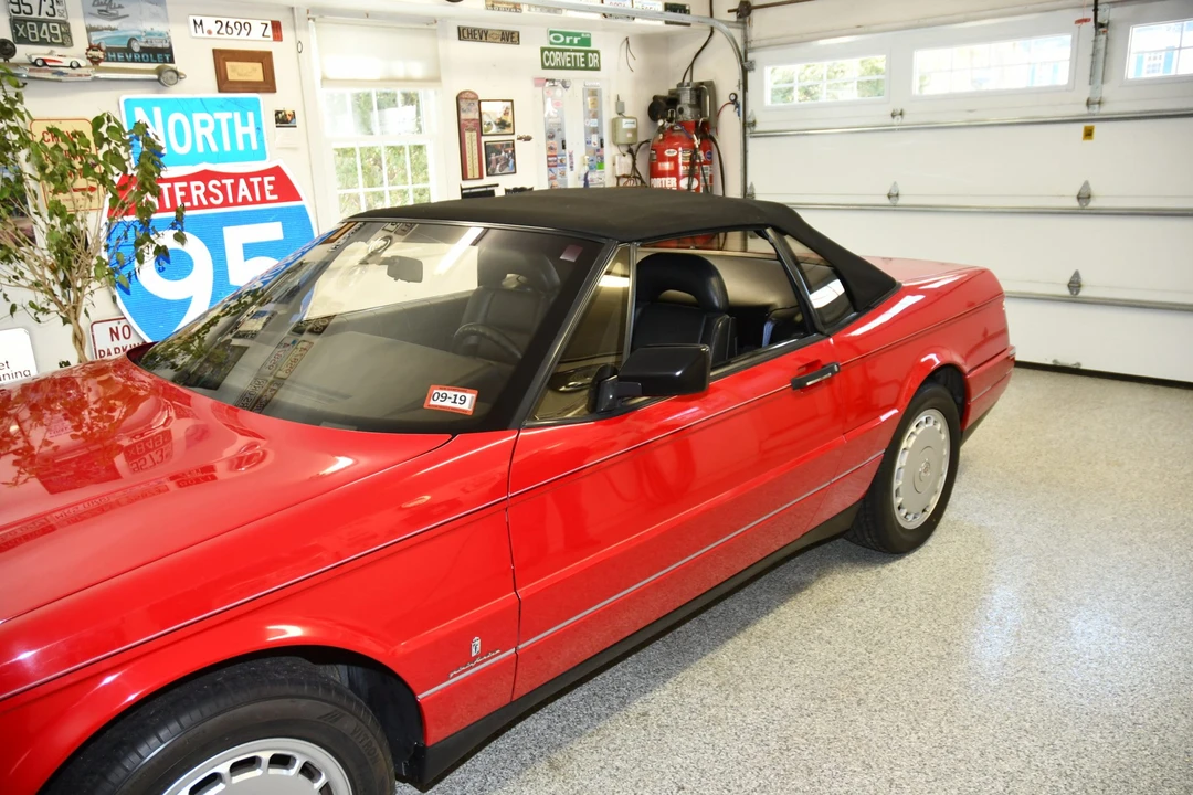 1991 Cadillac Allante - Image 22 of 31
