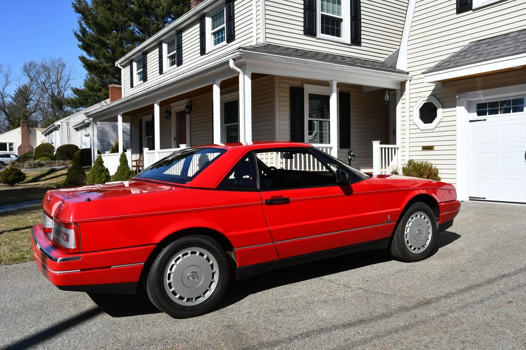 1991 Cadillac Allante - Image 13 of 31