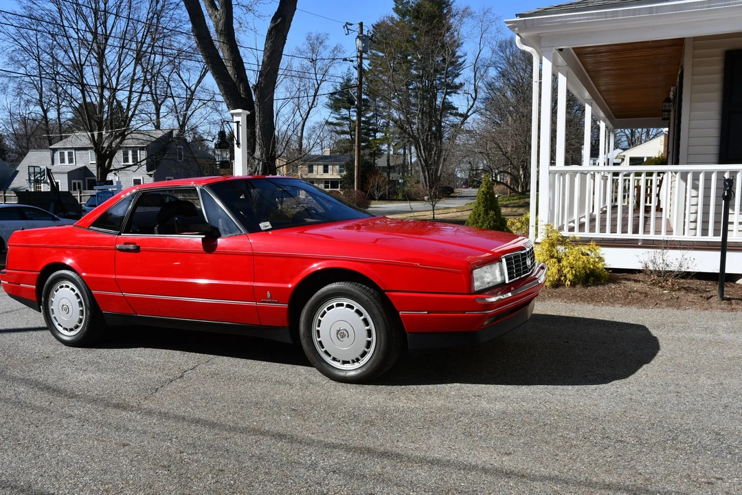 1991 Cadillac Allante - Image 11 of 31