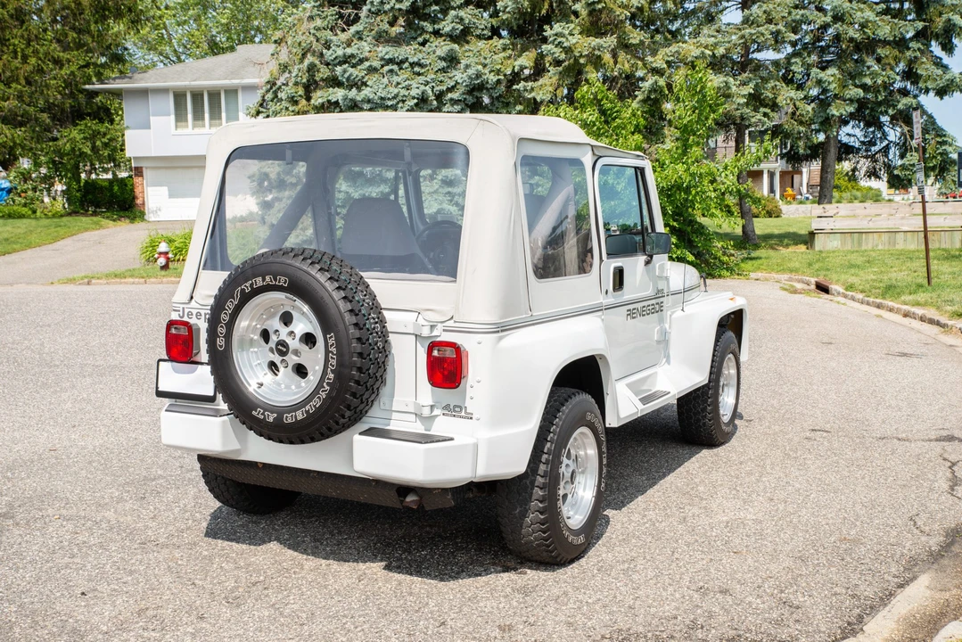 1991 Jeep YJ Wrangler - Image 7 of 31