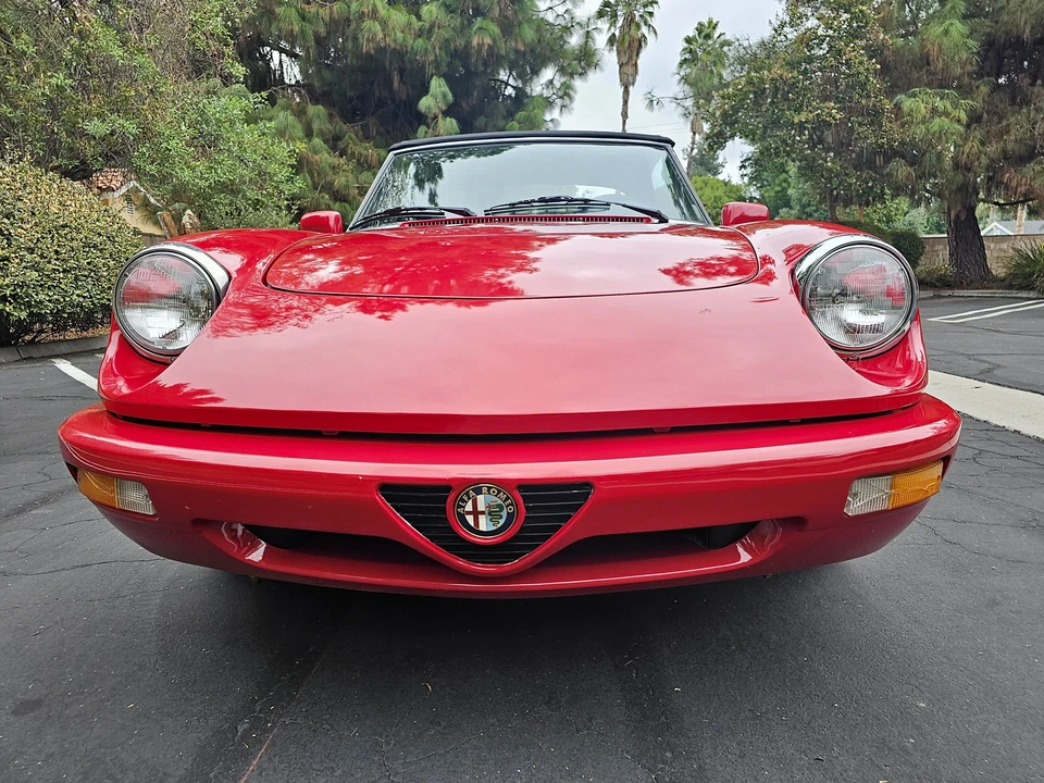 1992 Alfa Romeo Series 4 - Image 2 of 31