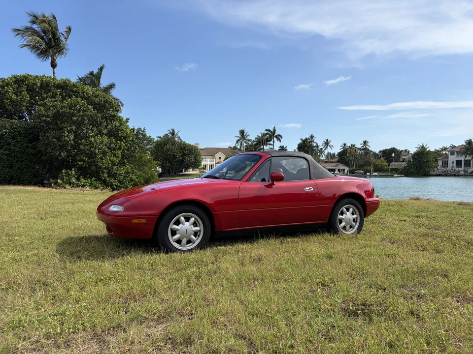 1992 Mazda NA MX-5 Miata - Image 7 of 31