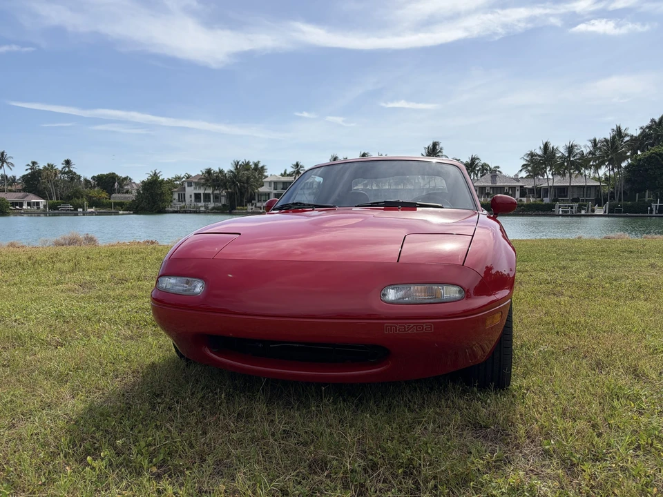 1992 Mazda NA MX-5 Miata - Image 2 of 31