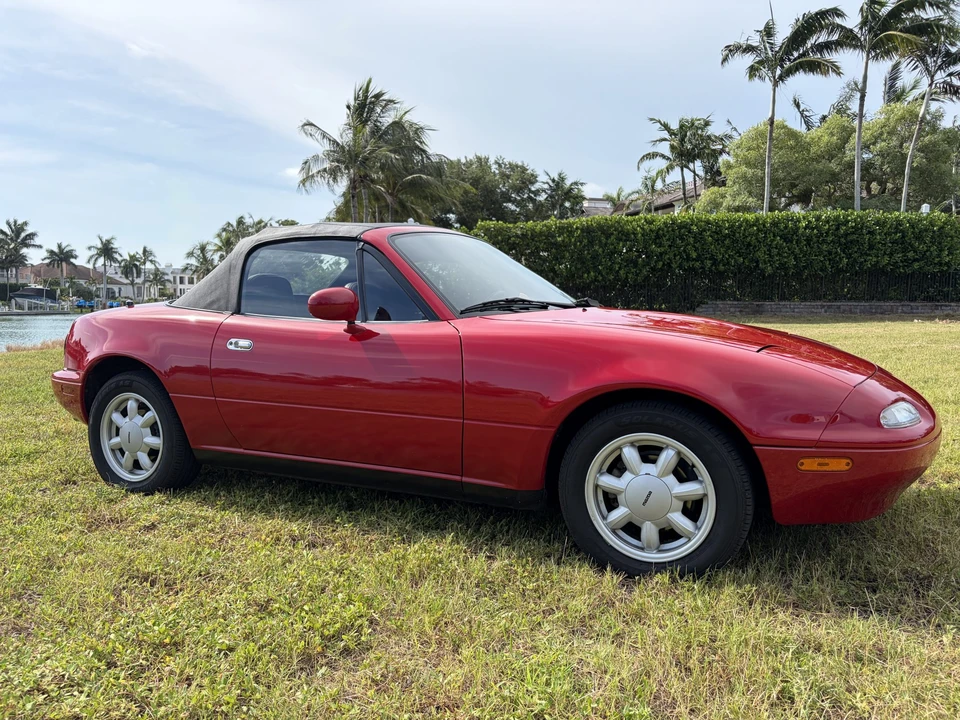 1992 Mazda NA MX-5 Miata - Image 26 of 31