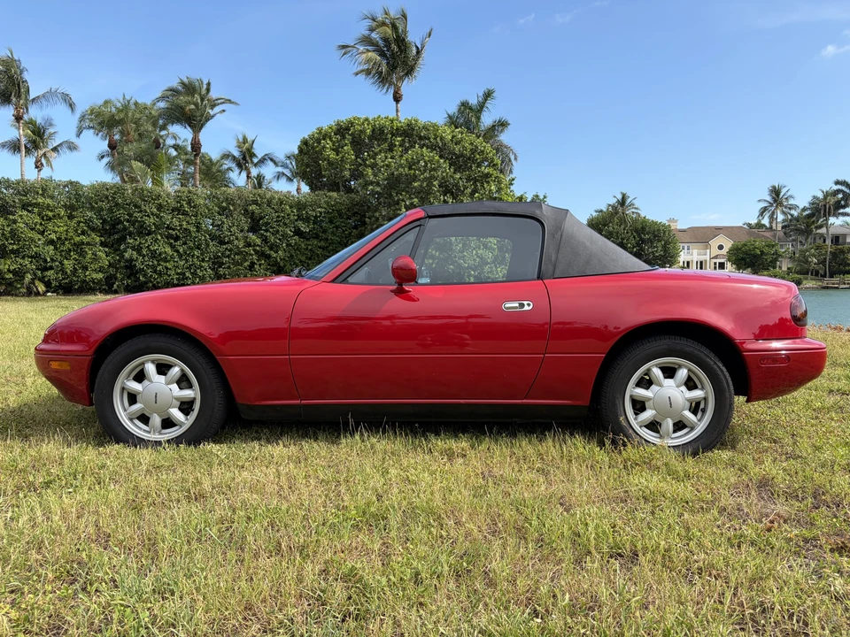 1992 Mazda NA MX-5 Miata - Image 8 of 31