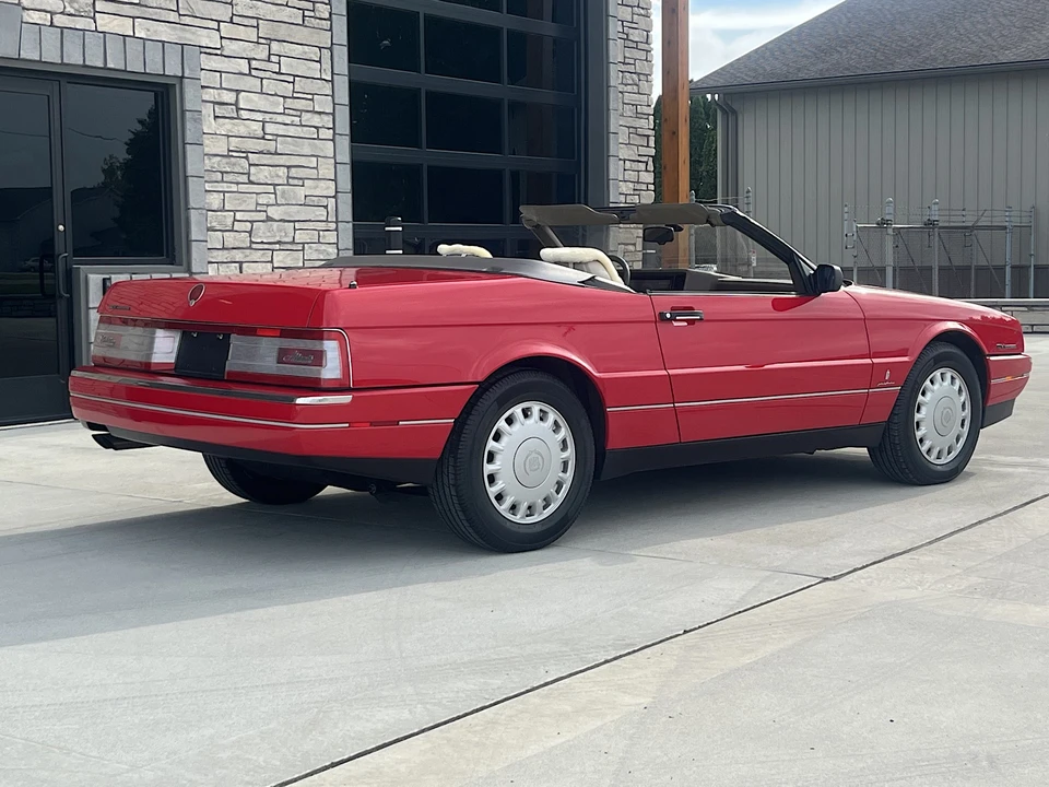 1993 Cadillac Allante - Image 6 of 31