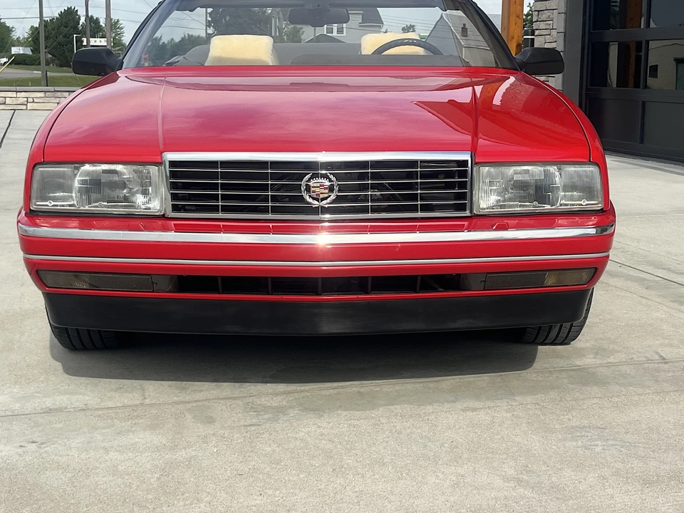 1993 Cadillac Allante - Image 14 of 31