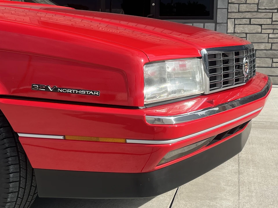 1993 Cadillac Allante - Image 17 of 31