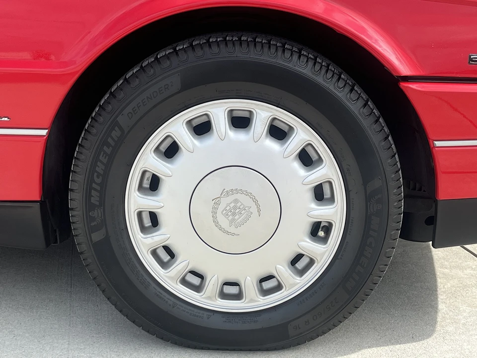 1993 Cadillac Allante - Image 19 of 31