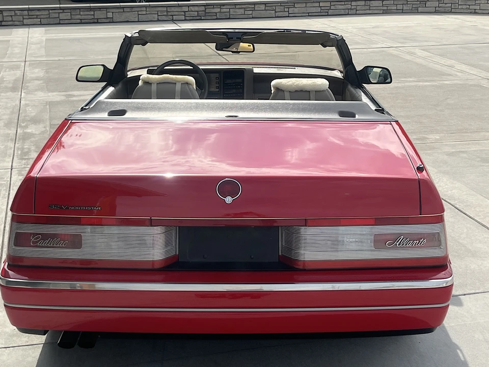 1993 Cadillac Allante - Image 13 of 31