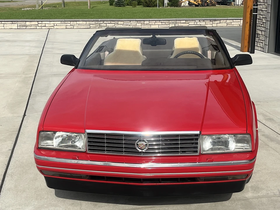 1993 Cadillac Allante - Image 12 of 31