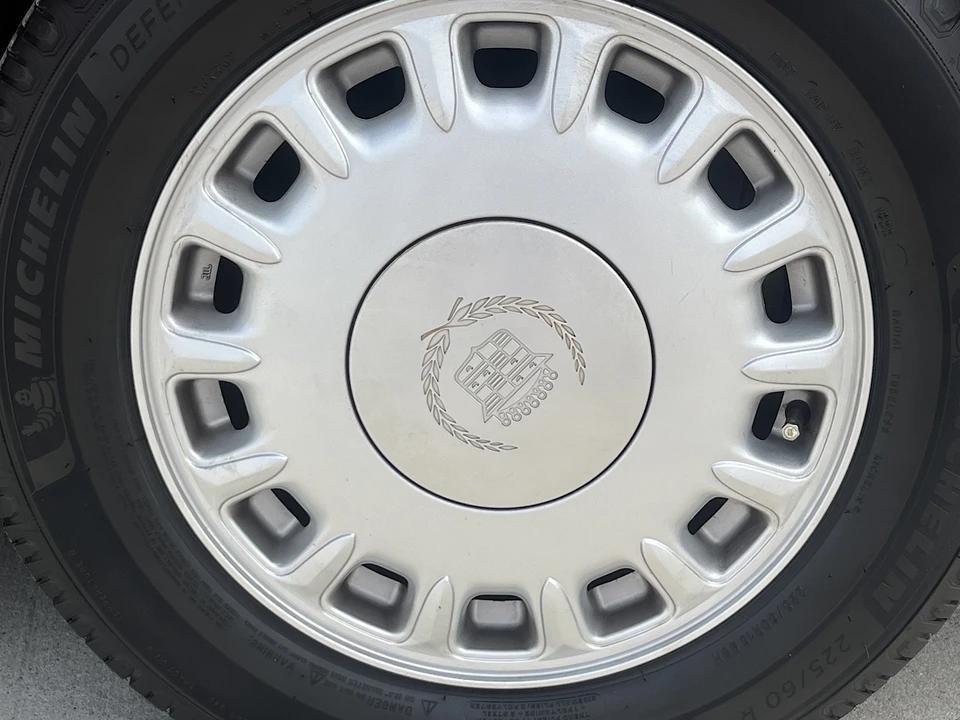 1993 Cadillac Allante - Image 20 of 31