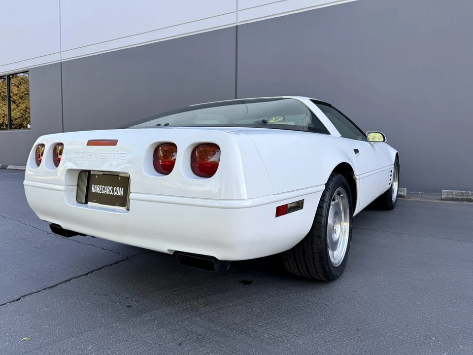 1993 Chevrolet Corvette C4 - Image 24 of 31