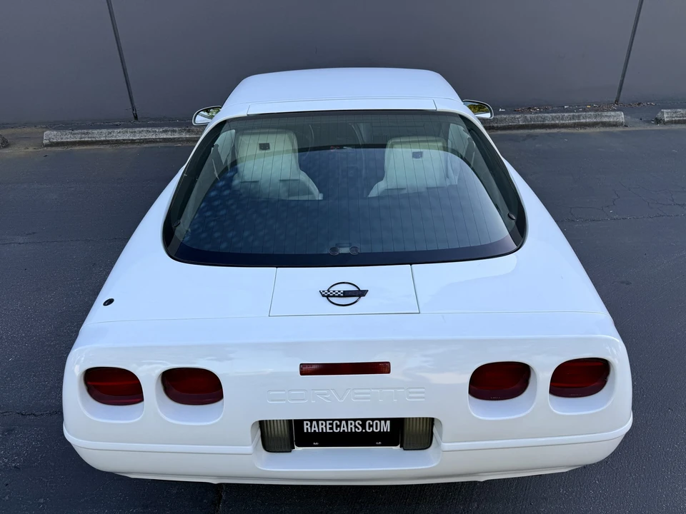 1993 Chevrolet Corvette C4 - Image 19 of 31