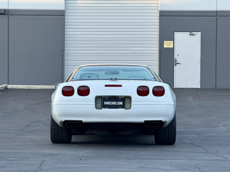 1993 Chevrolet Corvette C4 - Image 18 of 31