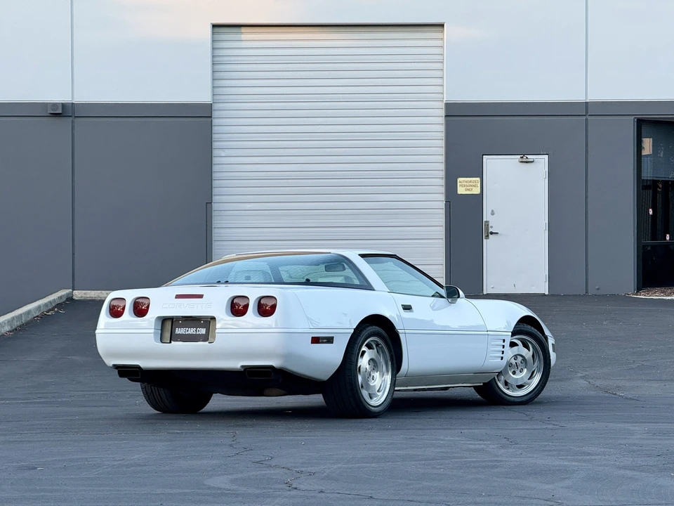 1993 Chevrolet Corvette C4 - Image 25 of 31