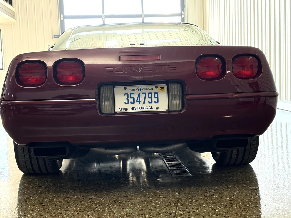 1993 Chevrolet Corvette C4 - Image 17 of 31
