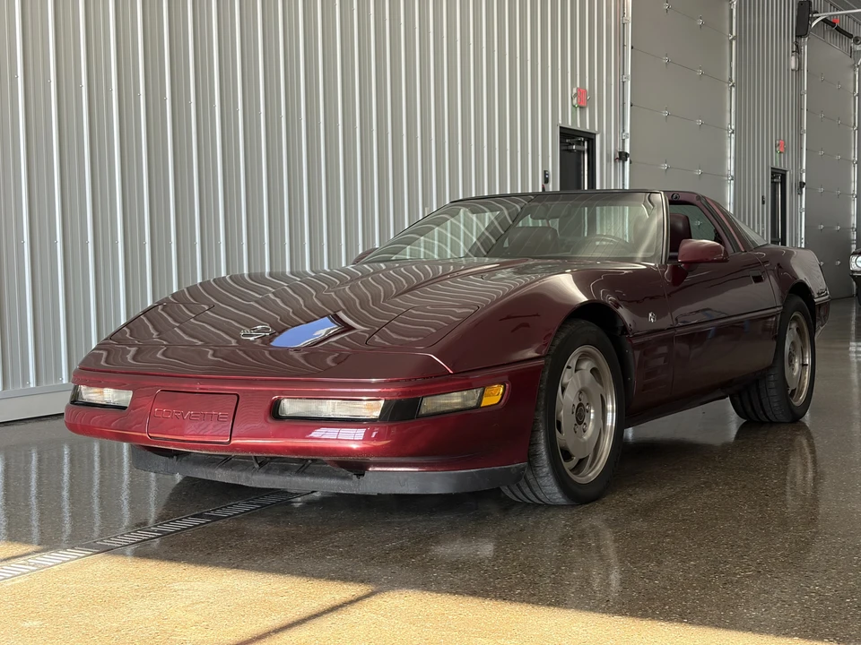 1993 Chevrolet Corvette C4 - Image 2 of 31