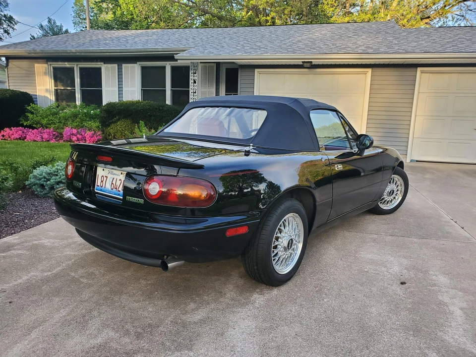 1993 Mazda NA MX-5 Miata - Image 11 of 31