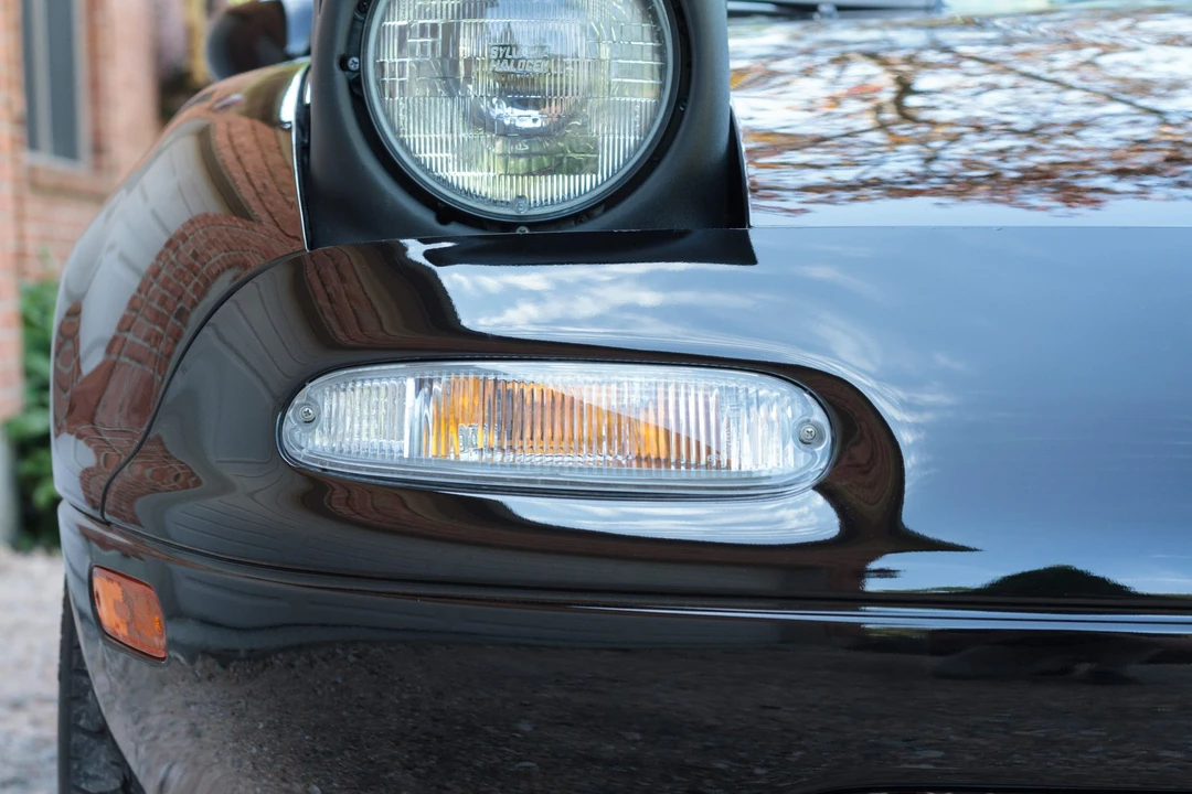 1993 Mazda NA MX-5 Miata - Image 27 of 31