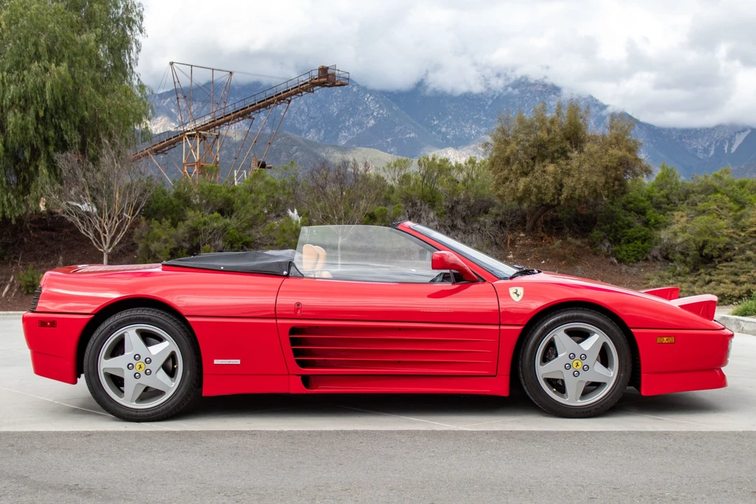 1994 Ferrari 348 Spider - Image 15 of 31