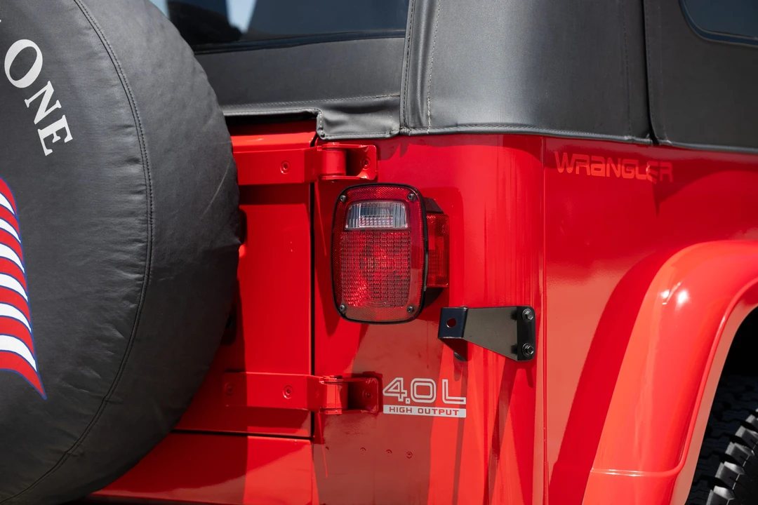1995 Jeep YJ Wrangler - Image 28 of 31
