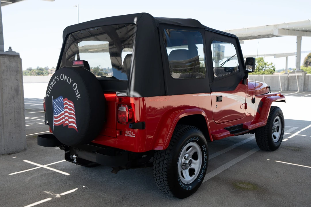 1995 Jeep YJ Wrangler - Image 11 of 31