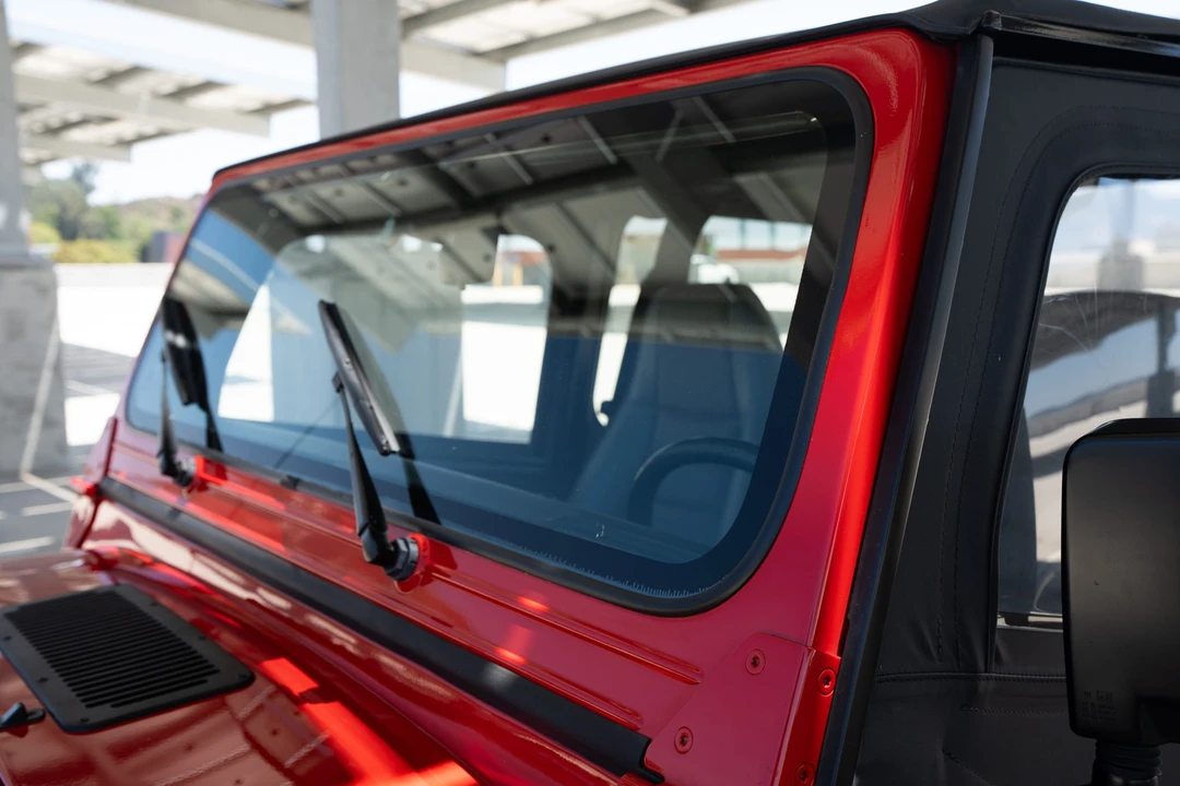 1995 Jeep YJ Wrangler - Image 18 of 31
