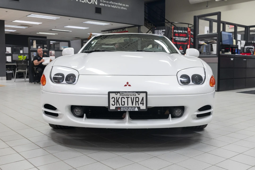 1995 Mitsubishi 3000GT Series 2 - Image 13 of 31