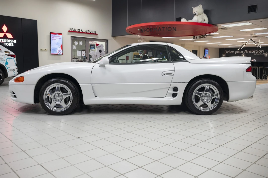 1995 Mitsubishi 3000GT Series 2 - Image 15 of 31