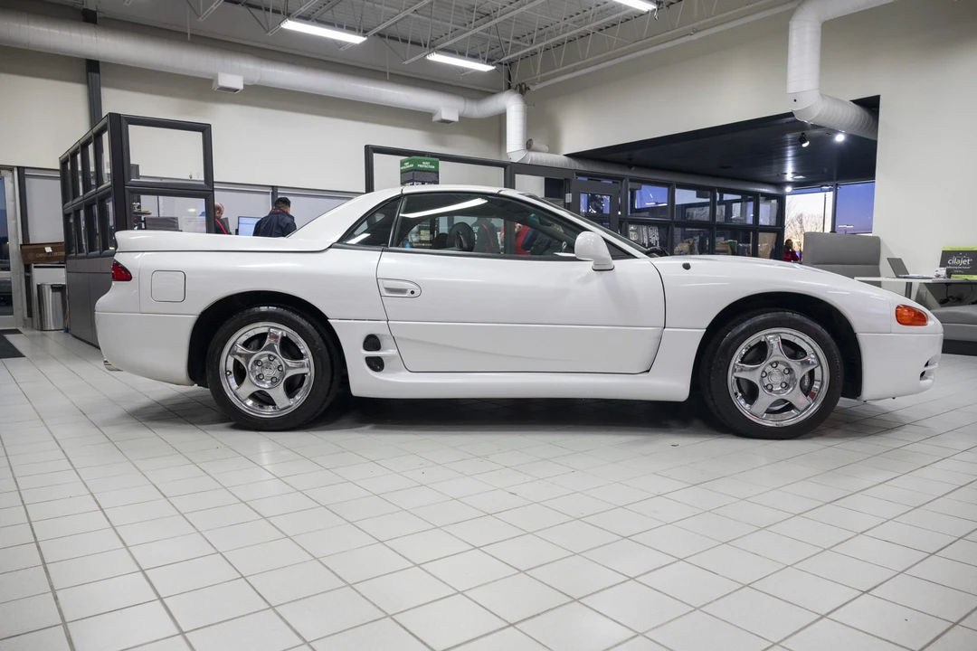 1995 Mitsubishi 3000GT Series 2 - Image 19 of 31