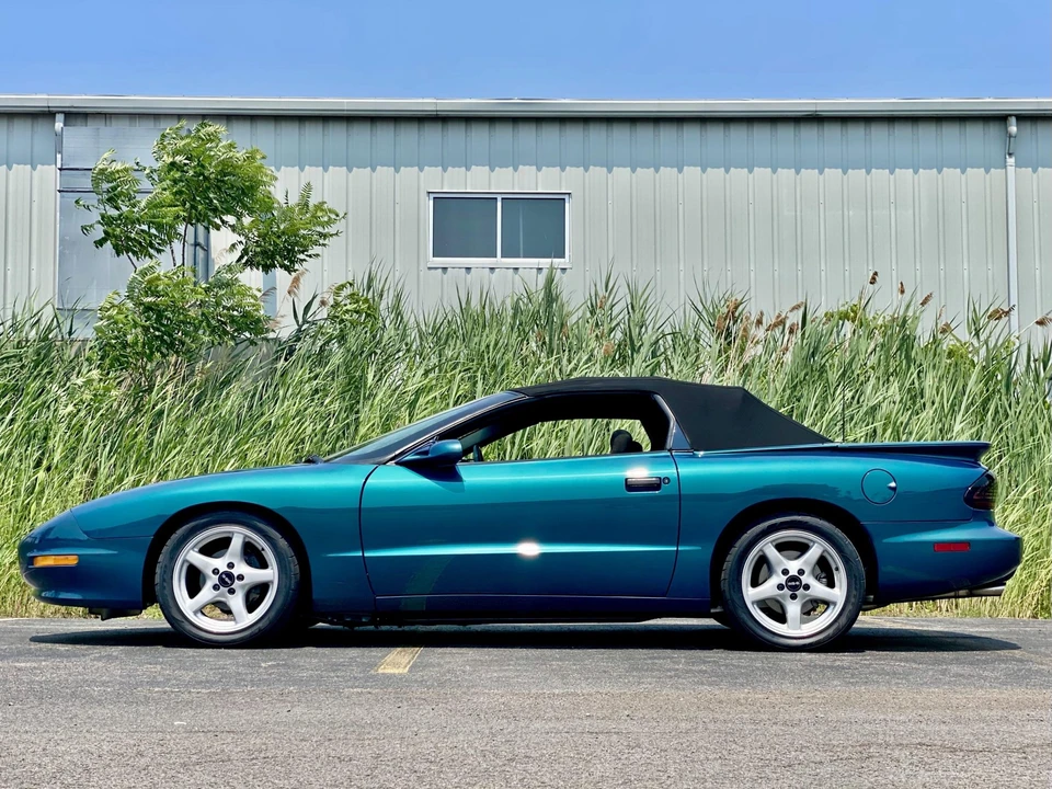 1995 Pontiac Firebird 4th Gen - Image 7 of 31