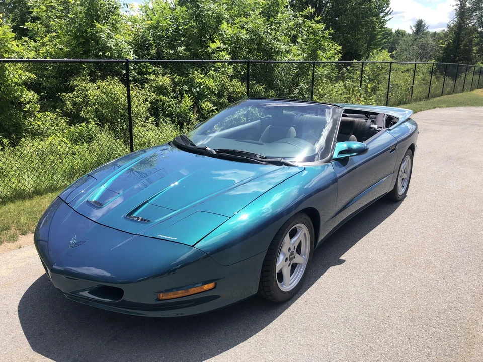 1995 Pontiac Firebird 4th Gen - Image 2 of 31