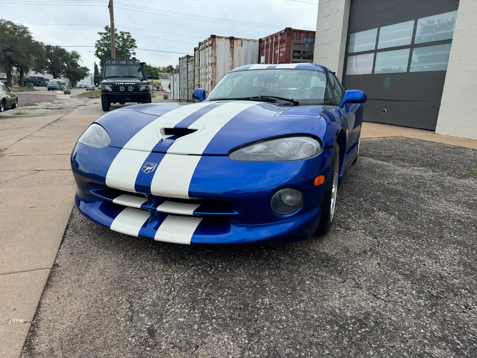 1996 Dodge Viper GTS 2nd Gen - Image 5 of 31