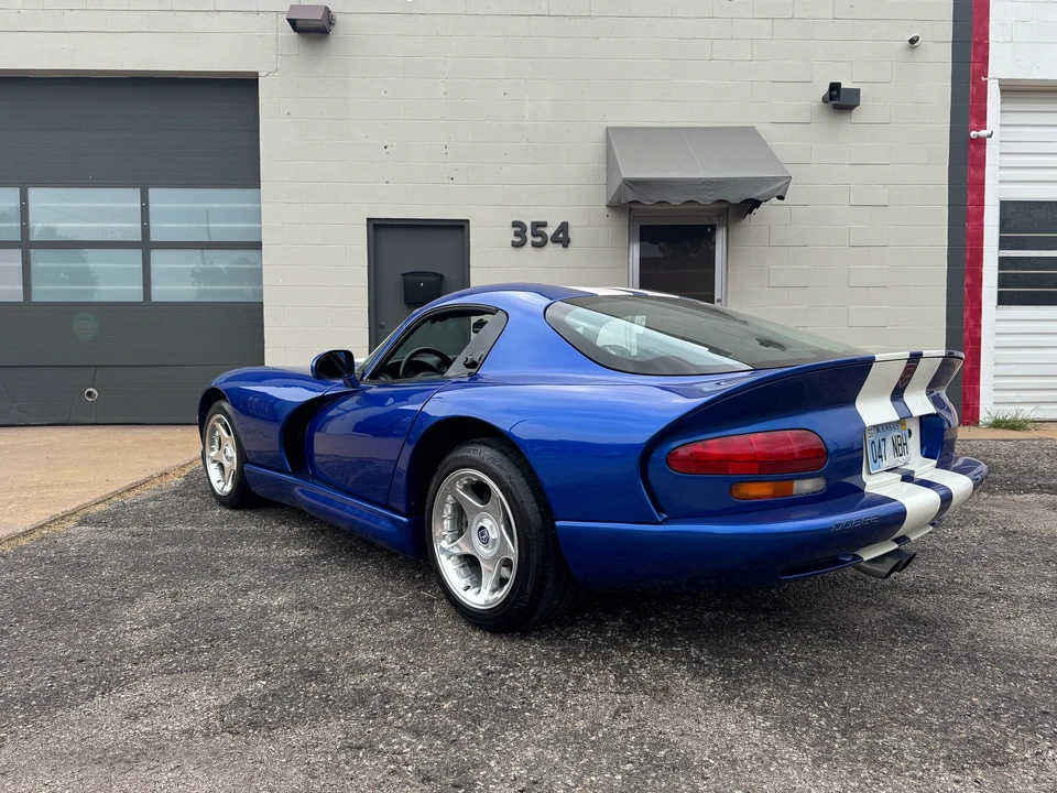 1996 Dodge Viper GTS 2nd Gen - Image 29 of 31